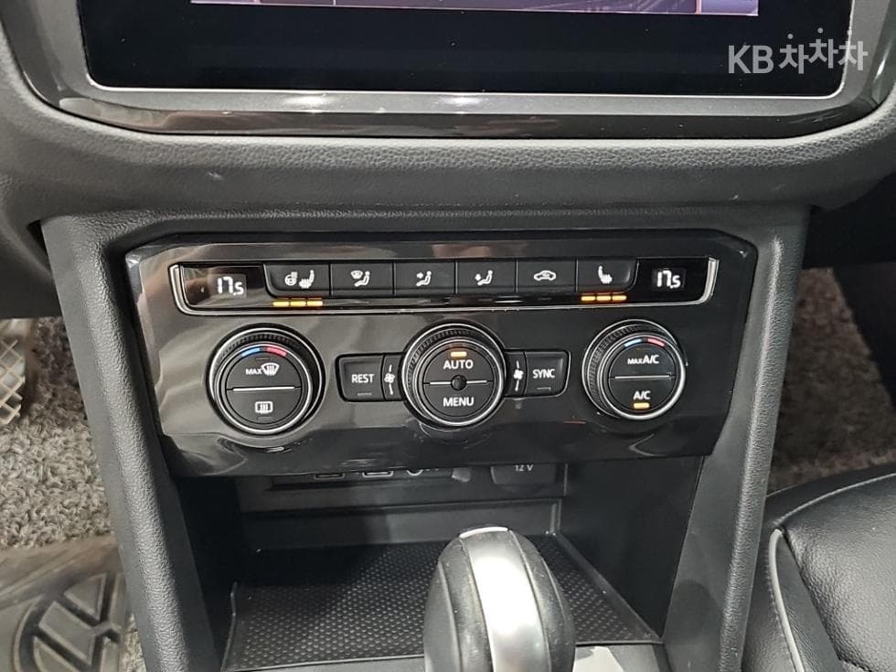 Volkswagen The New (фейслифт) Tiguan2.0 Турбо Дизел Инжекция 4Motion Prestige - 10