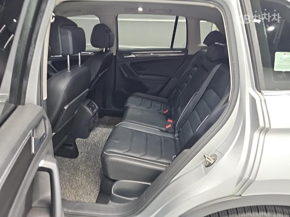 Volkswagen The New (фейслифт) Tiguan2.0 Турбо Дизел Инжекция 4Motion Prestige - 12