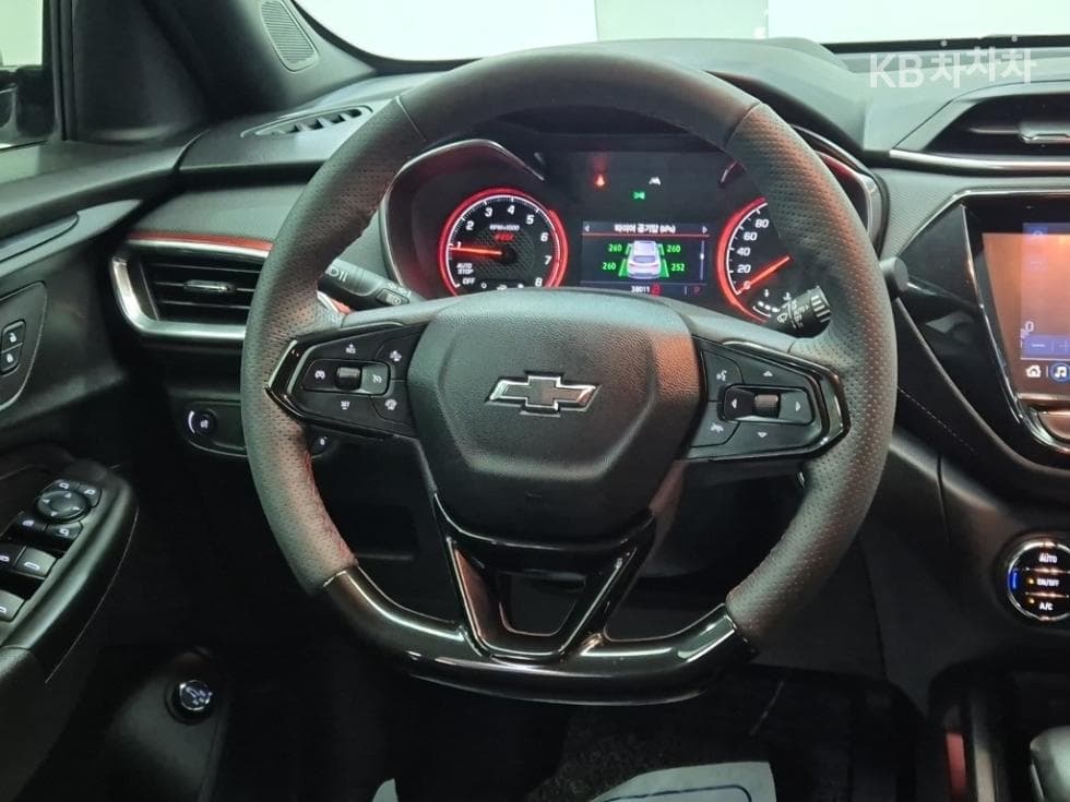 Джи Ем Корея Trailblazer1.35 Бензин 2WD RS - 8