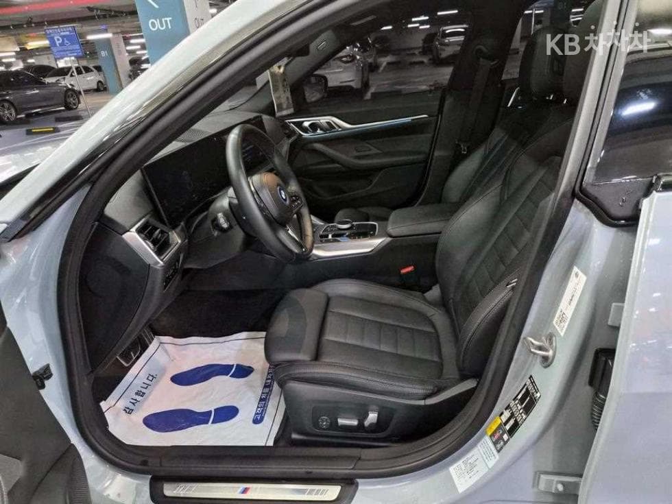 BMW i4eDrive40 M Sport Pro - 6