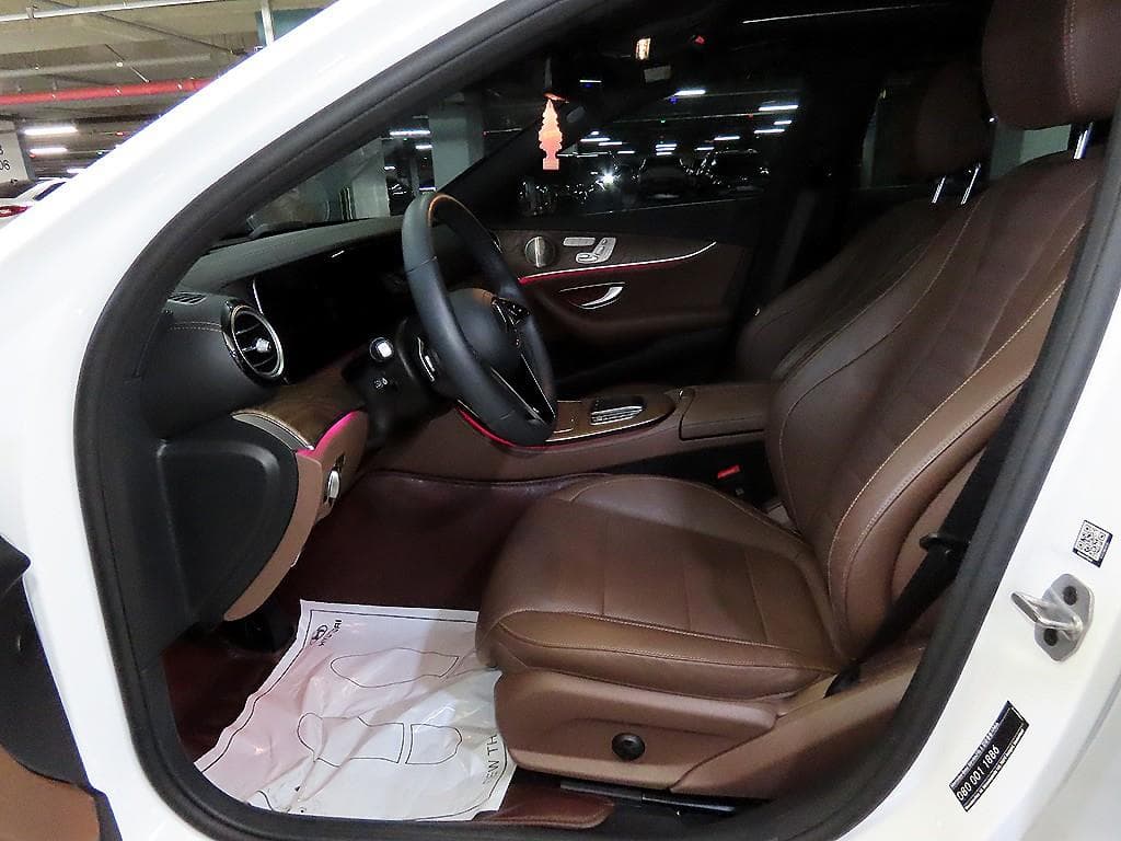 Mercedes-Benz E-Class (W213)E220d 4MATIC Exclusive - 6