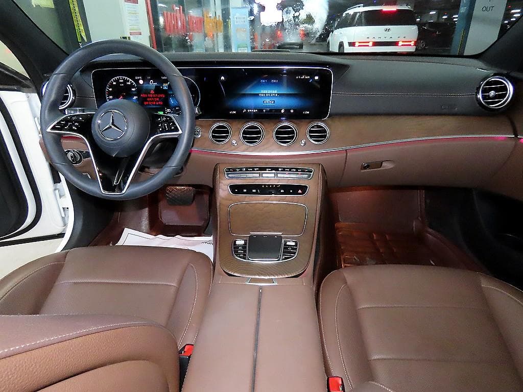 Mercedes-Benz E-Class (W213)E220d 4MATIC Exclusive - 10