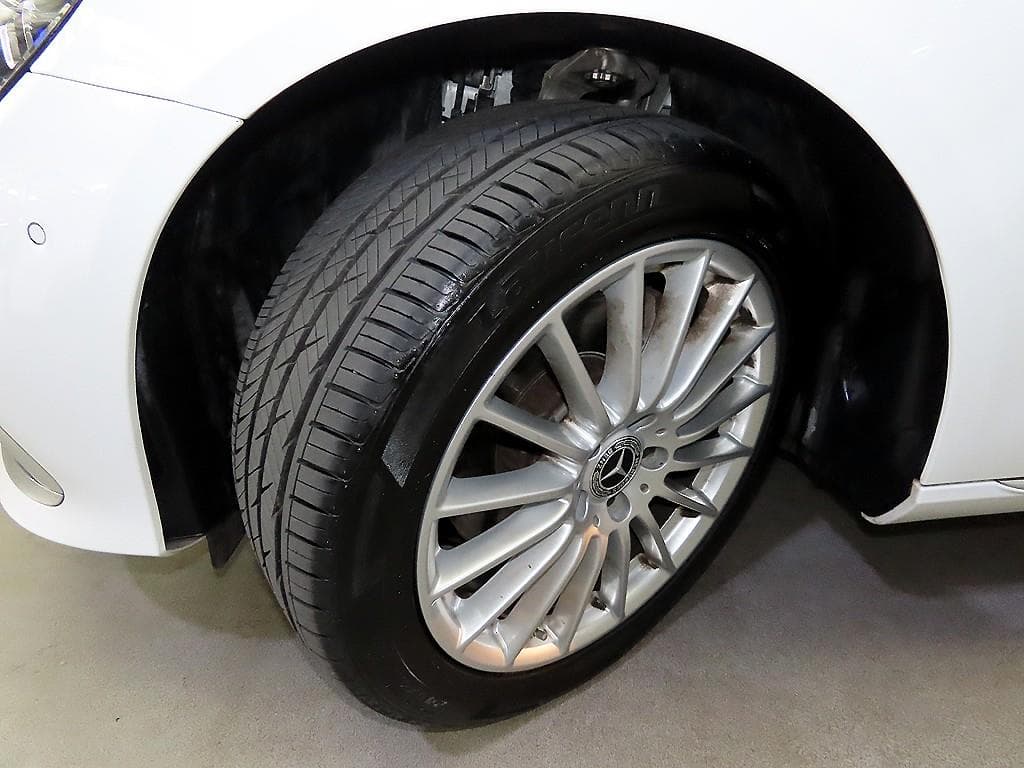 Mercedes-Benz E-Class (W213)E220d 4MATIC Exclusive - 20