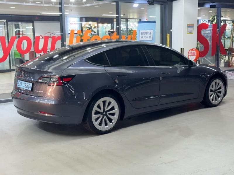 테슬라 Model 3Long Range - 4