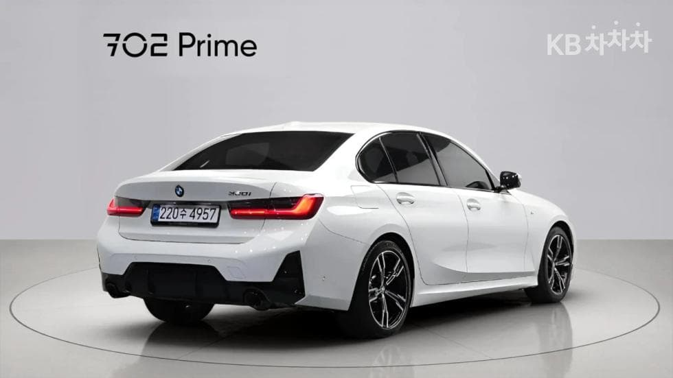 BMW 3 Series (G20)320i M Sport - 2