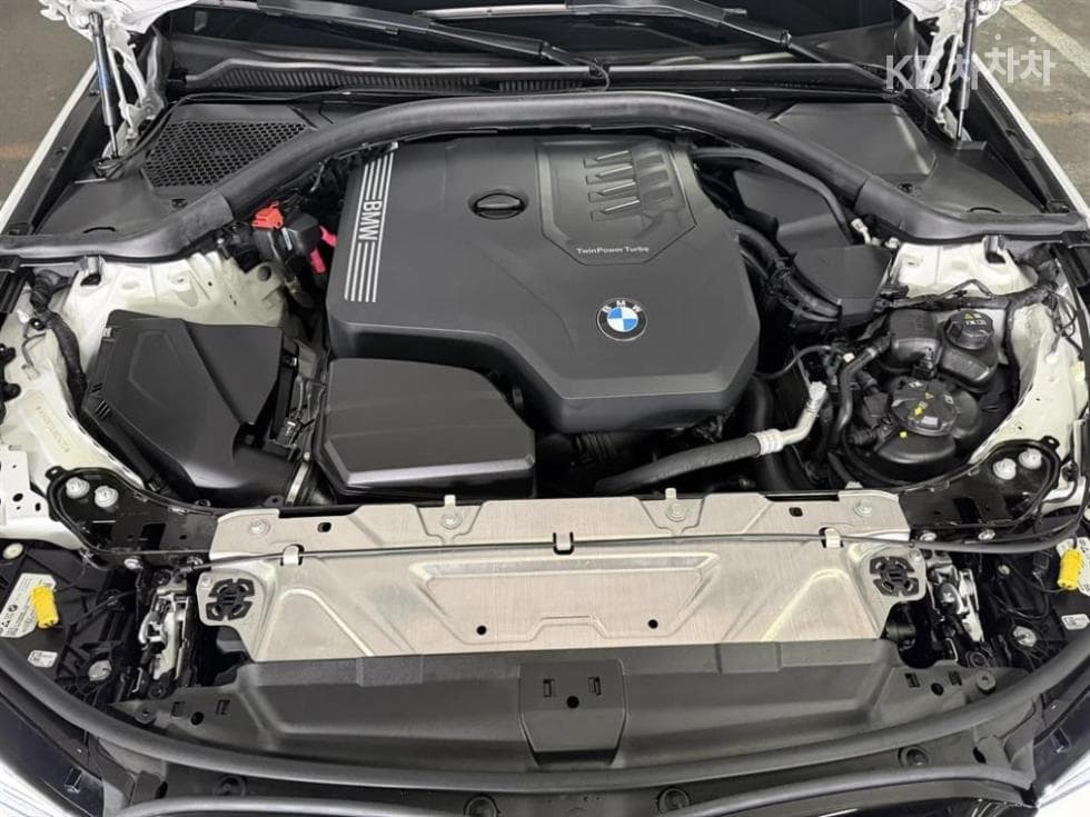 BMW 3 Series (G20)320i M Sport - 17