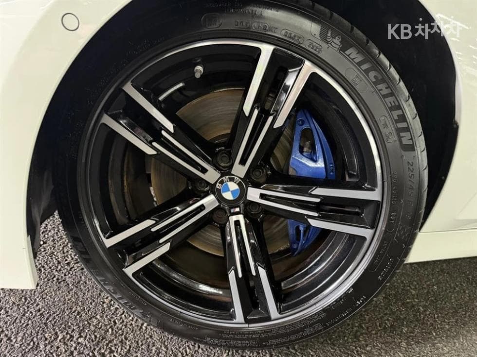 BMW 3 Series (G20)320i M Sport - 19