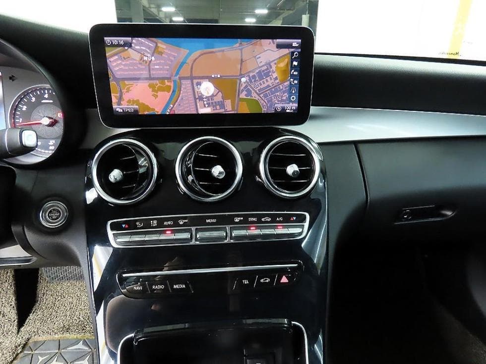 Mercedes-Benz The New (facelift) C-ClassC200 W205 - 14