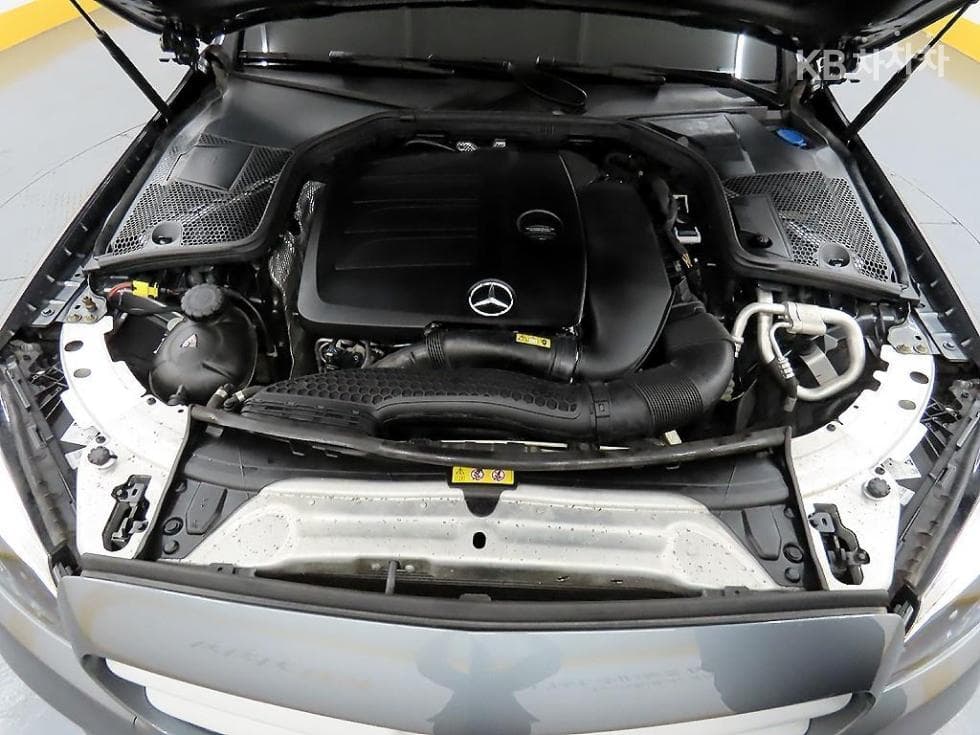 Mercedes-Benz The New (facelift) C-ClassC200 W205 - 19