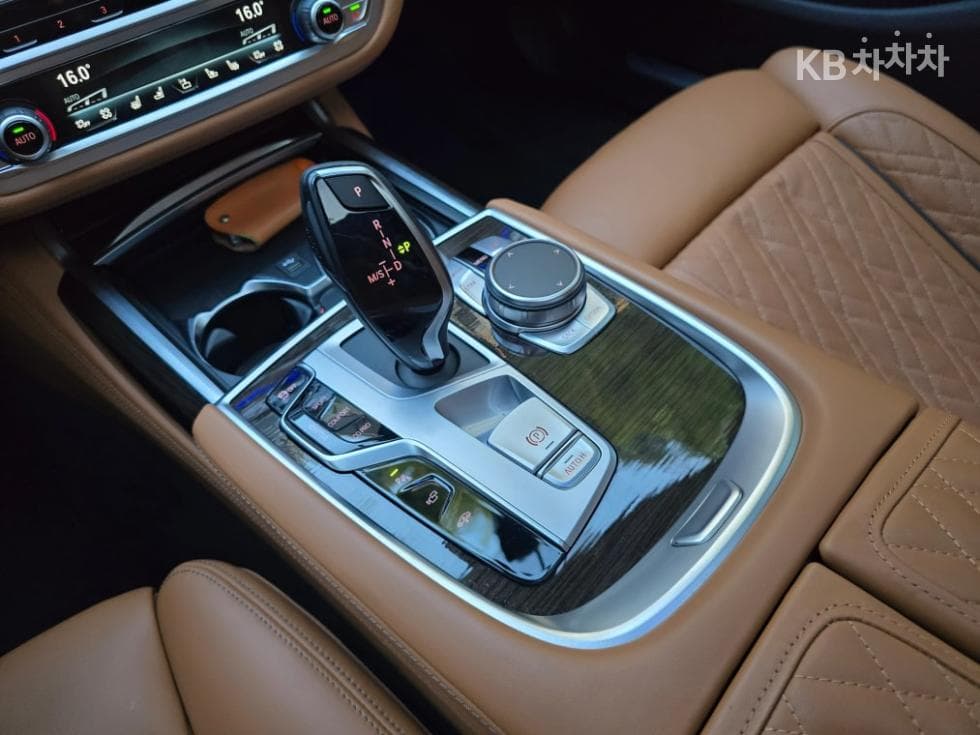 BMW 7시리즈 (G11)740Li xDrive Design Pure Excellence - 9