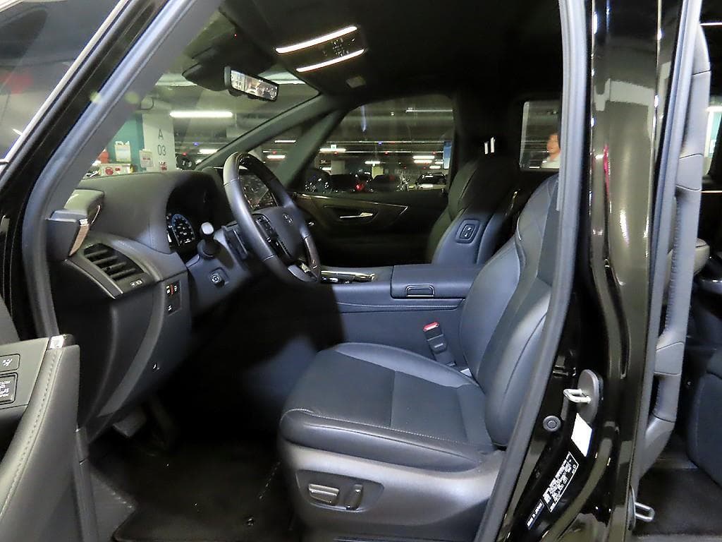 Toyota ALPHARD(AH30)2.5 HEV AWD Стандартен - 6