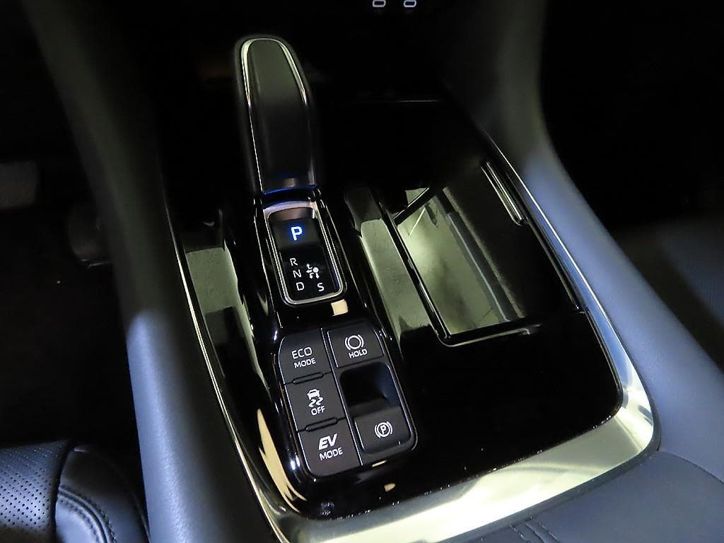 Toyota ALPHARD(AH30)2.5 HEV AWD Стандартен - 12