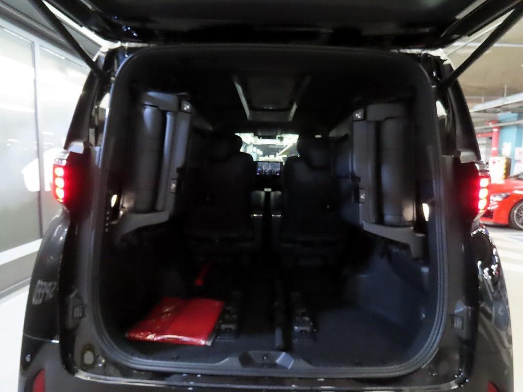 Toyota ALPHARD(AH30)2.5 HEV AWD Стандартен - 14