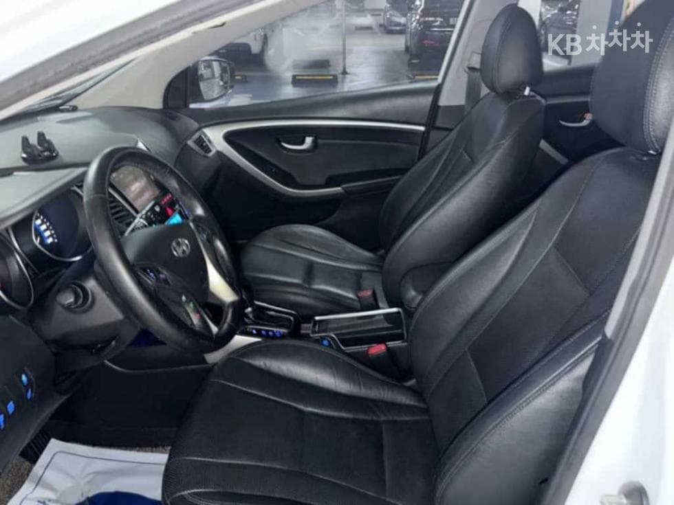 Hyundai i30(신형)1.6 GDI PYL - 6