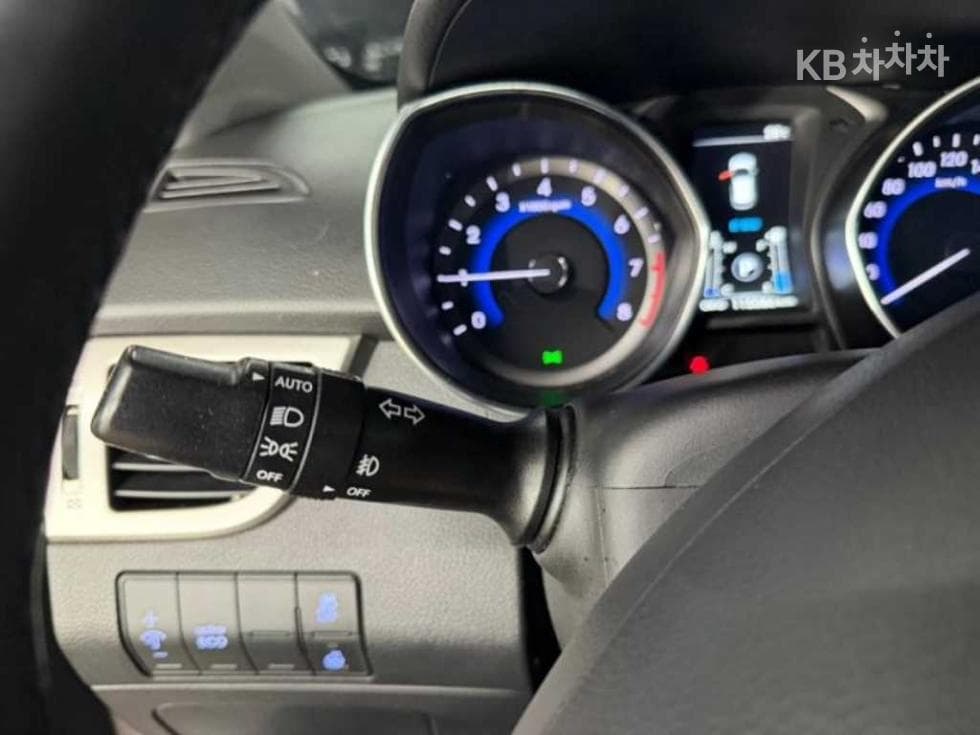 Hyundai i30(신형)1.6 GDI PYL - 14