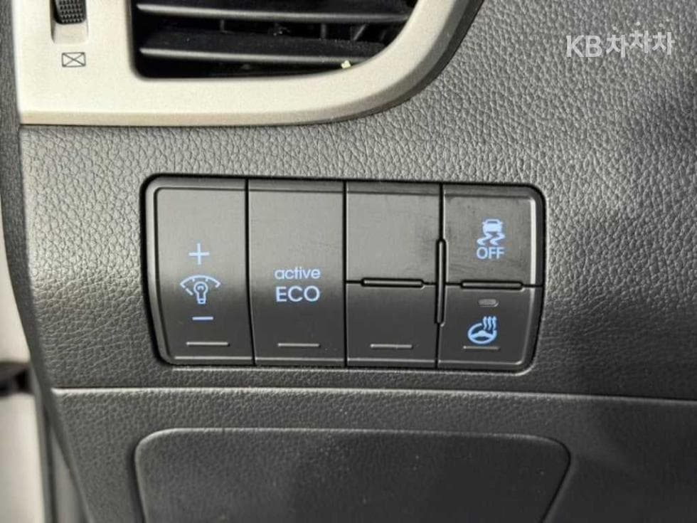 Hyundai i30(신형)1.6 GDI PYL - 16
