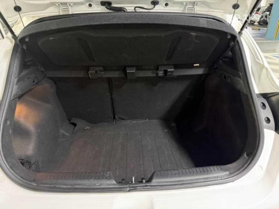 Hyundai i30(신형)1.6 GDI PYL - 18