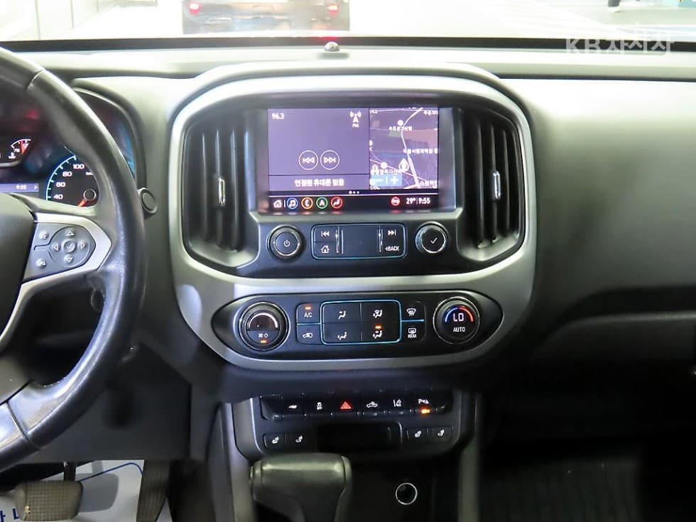 Джи Ем Корея Colorado3.6L V6 4x4 Extreme - 11