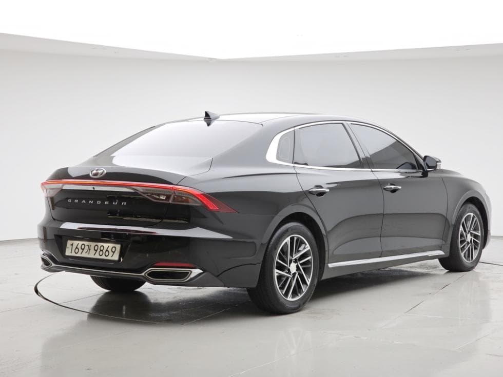 Хюндай The New (фейслифт) Grandeur (Azera)2.5 Premium 초이스 - 2