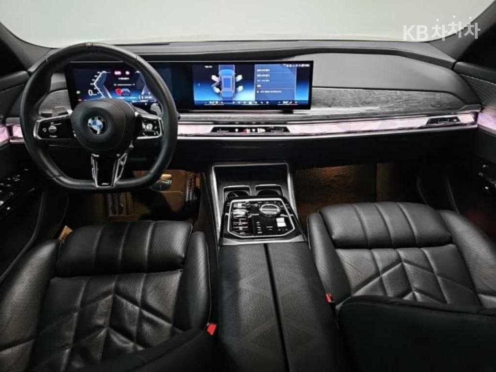 BMW 7시리즈(G70)740i xDrive M Sport - 7