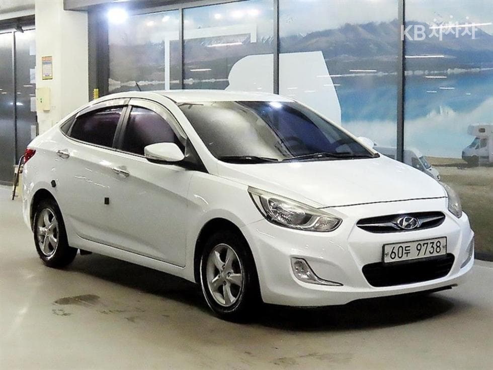 Хюндай Акцент(신형) 1.6 VGT Premium - Image 1
