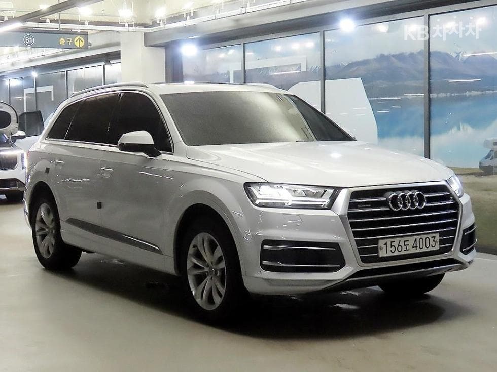 Audi New Q7 2.0 45 TFSI Quattro - Image 1