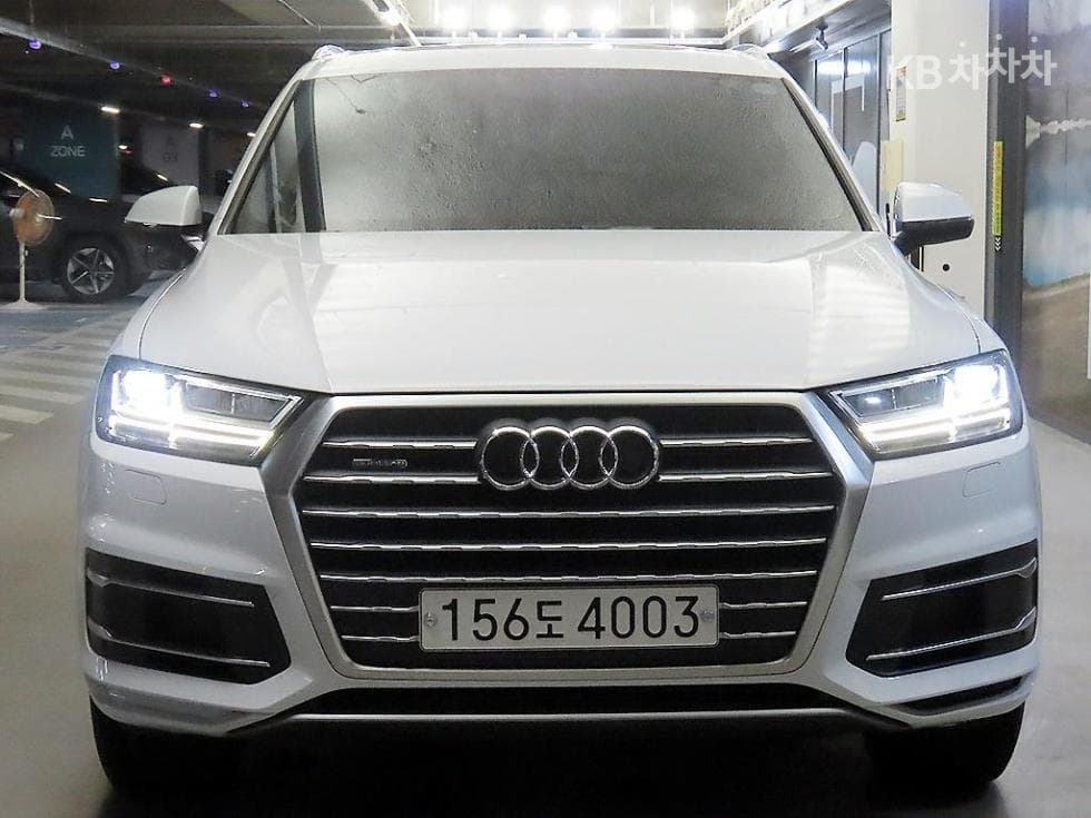 Audi New Q72.0 45 TFSI Quattro - 2