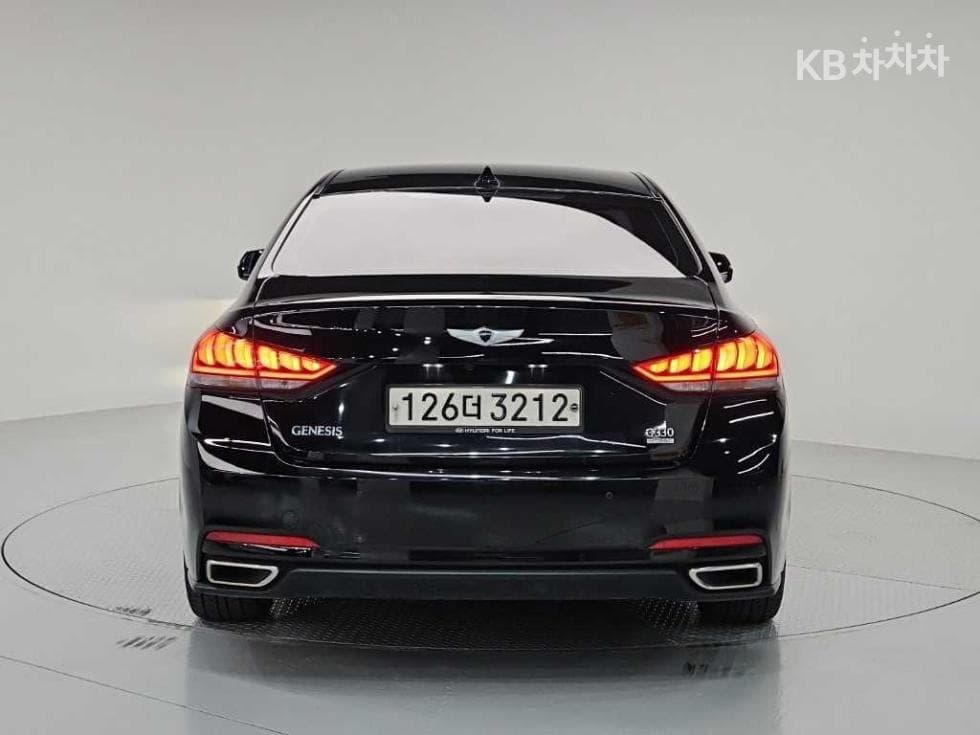 Хюндай ДженезисDHG330 Modern AWD Стандартен - 3