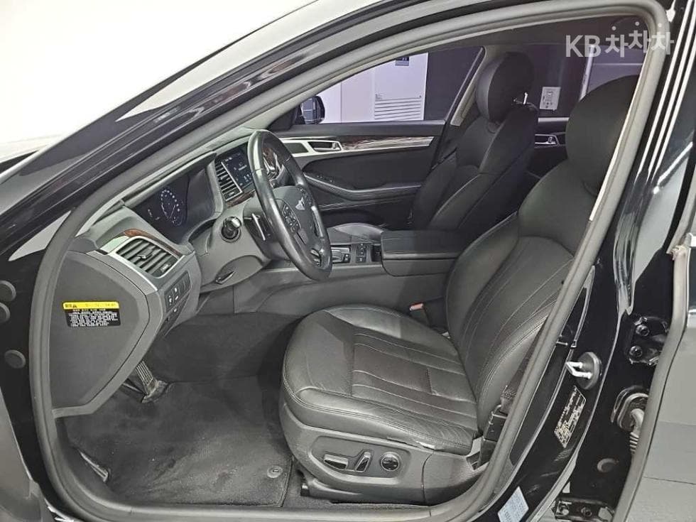 Хюндай ДженезисDHG330 Modern AWD Стандартен - 11