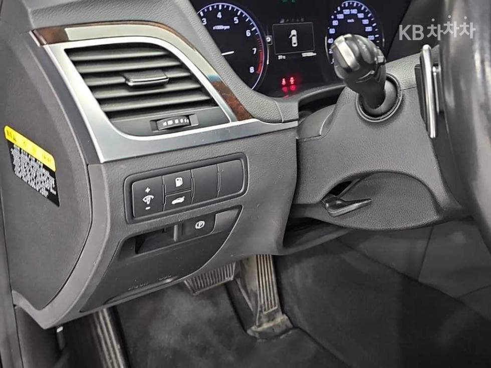 Хюндай ДженезисDHG330 Modern AWD Стандартен - 17