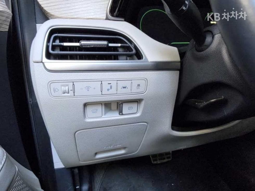 Хюндай Palisade2.2 Дизел 7-местен (Лимузин) AWD Престиж - 7
