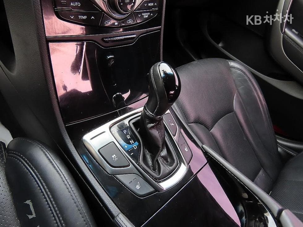 Hyundai Grandeur (Azera)HGLPG HG300 프라임 - 10