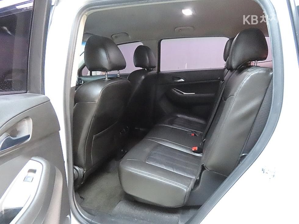 GM Korea Chevrolet OrlandoLPG LTZ Premium - 11
