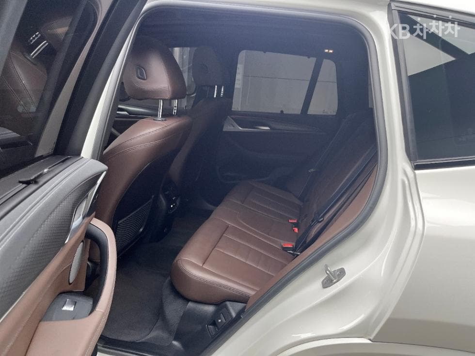 BMW X3 (G01)xDrive 20i M Sport Pro - 6
