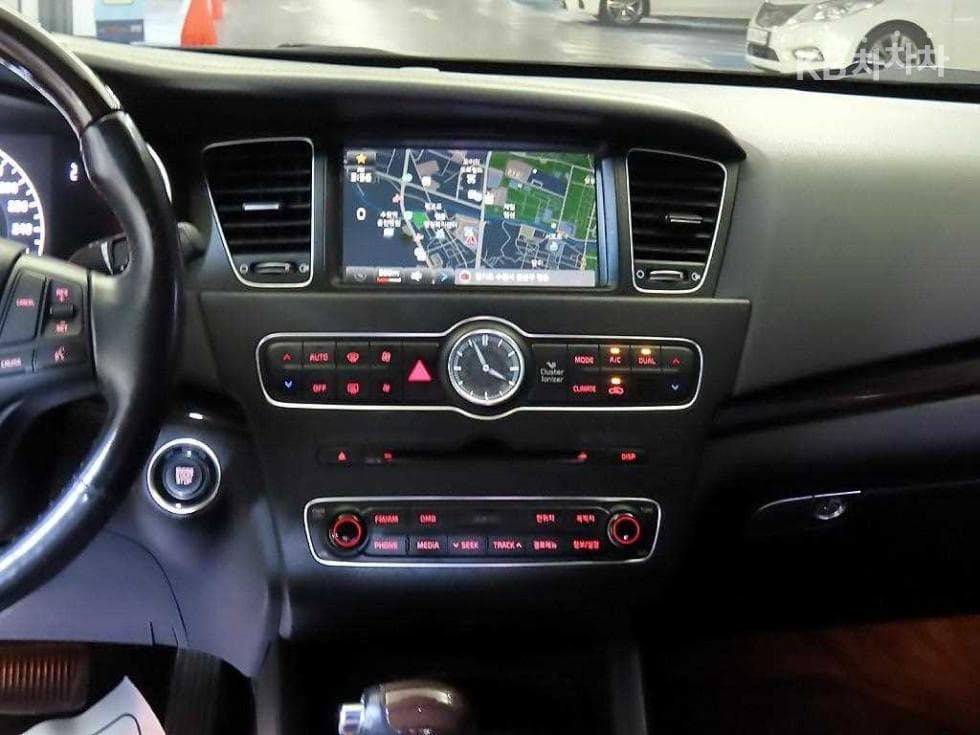 Kia The New (facelift) K7LPI 3.0 Prestige - 11