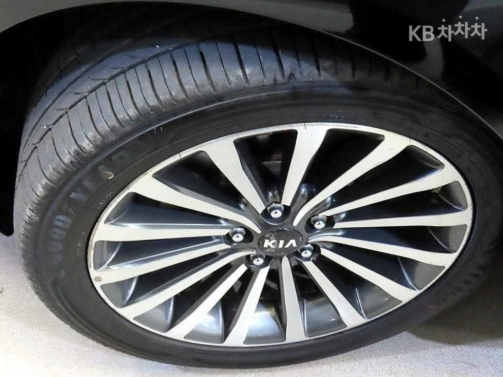 Kia The New (facelift) K7LPI 3.0 Prestige - 20