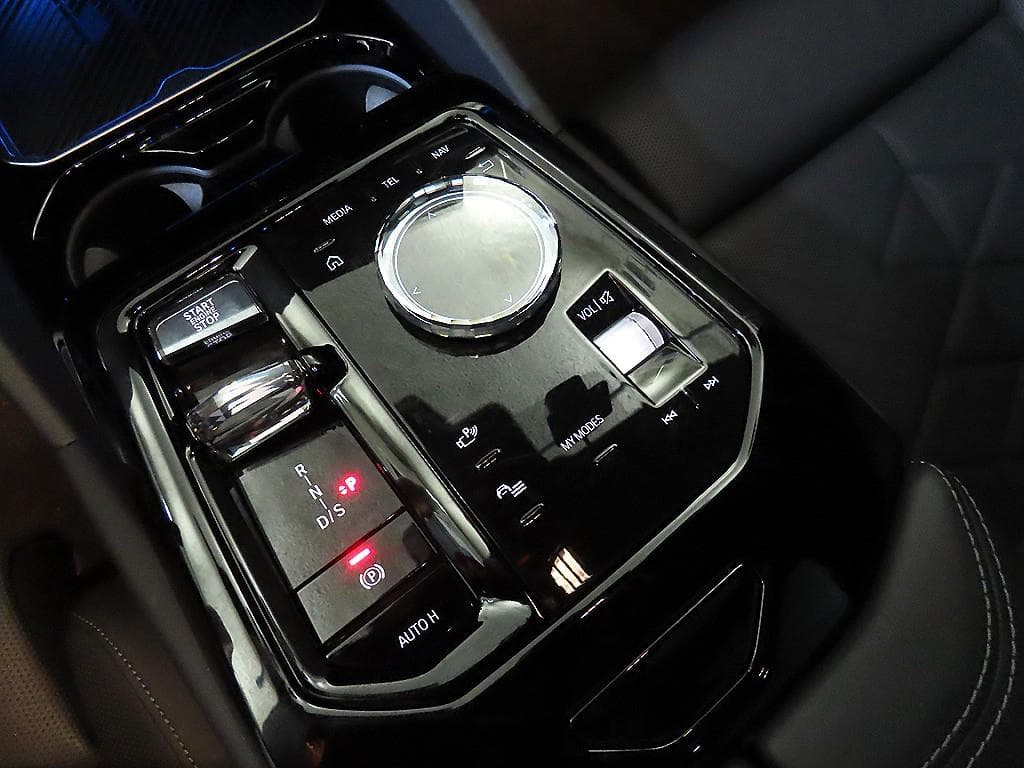 BMW New5 Series(G60)530e M Sport - 12