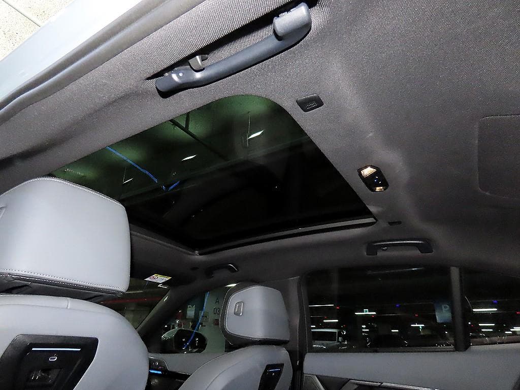 BMW New5 Series(G60)530e M Sport - 16
