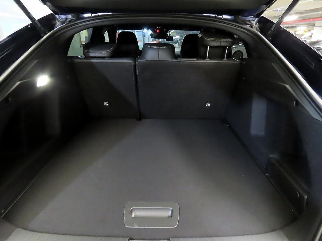 Renault Korea 아르카나 E-Tech Hybrid1.6 GTe 아이코닉 - 17