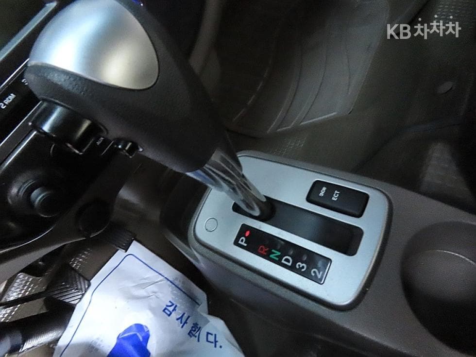 Hyundai Porter 2Extra Long 일반캡 CRDi Premium - 8
