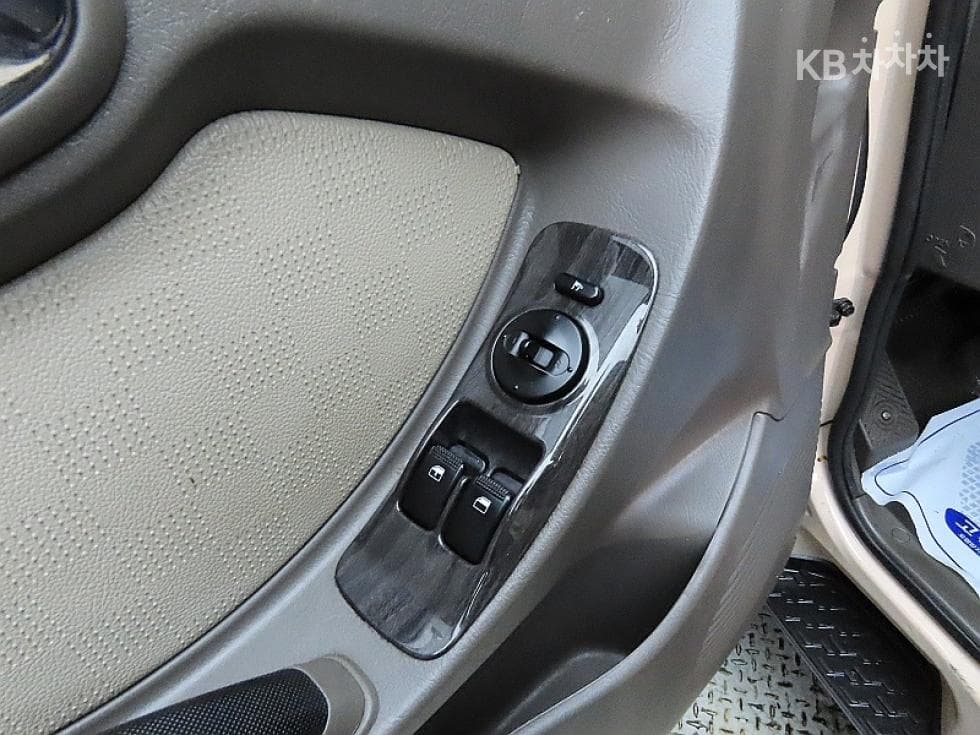 Hyundai Porter 2Extra Long 일반캡 CRDi Premium - 10