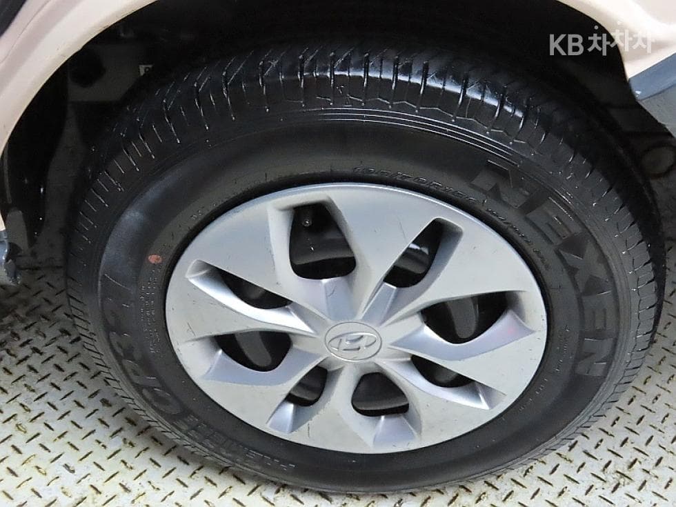 Hyundai Porter 2Extra Long 일반캡 CRDi Premium - 18