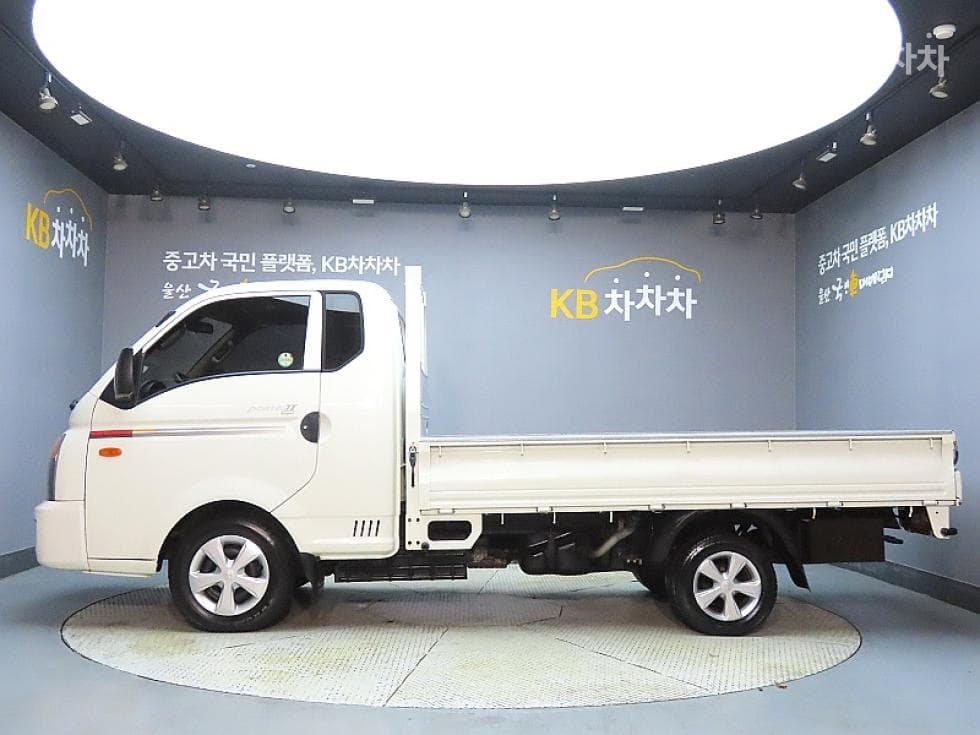 Hyundai Porter 2Extra Long Super Cab CRDi SUP High-end Type - 5
