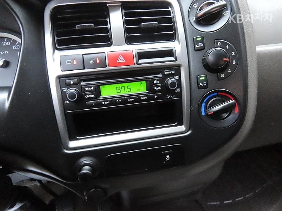 Hyundai Porter 2Extra Long Super Cab CRDi SUP High-end Type - 14