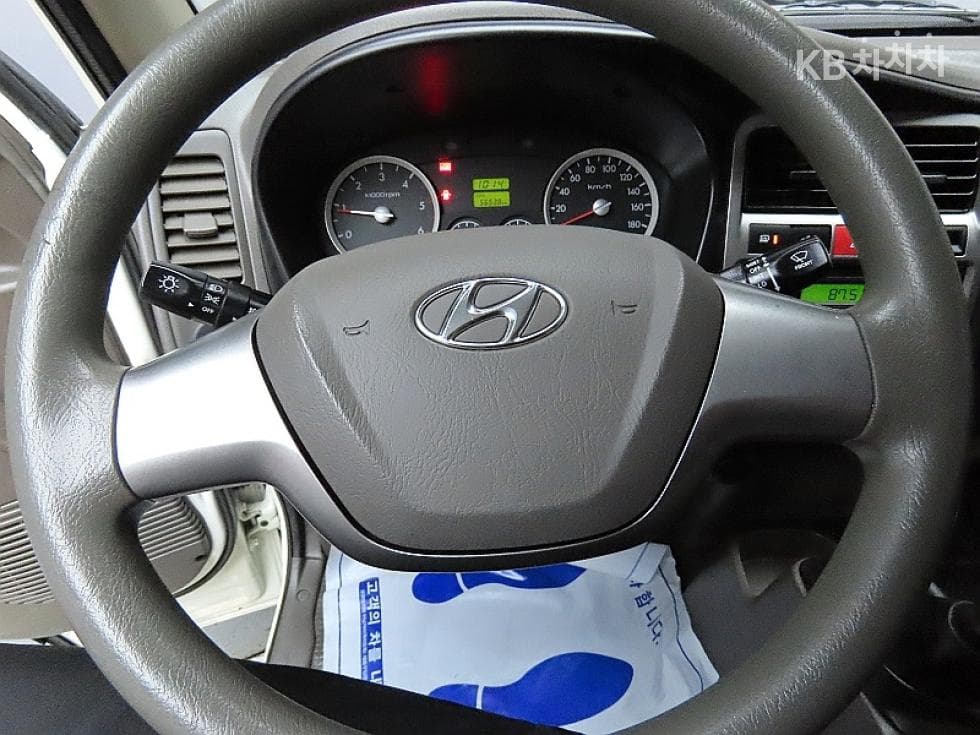 Hyundai Porter 2Extra Long Super Cab CRDi SUP High-end Type - 15