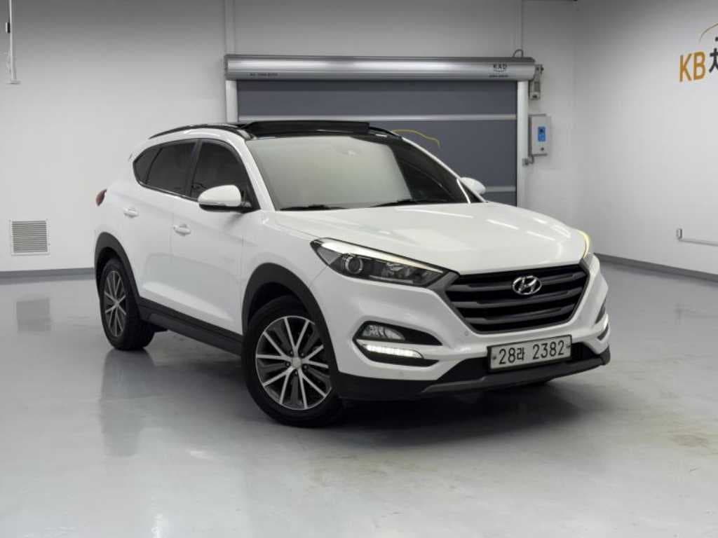 Hyundai All New Tucson Diesel(e-VGT R)2.0 2WD Premium - Image 1