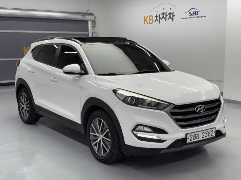 Hyundai All New TucsonDiesel(e-VGT R)2.0 2WD Premium - 7