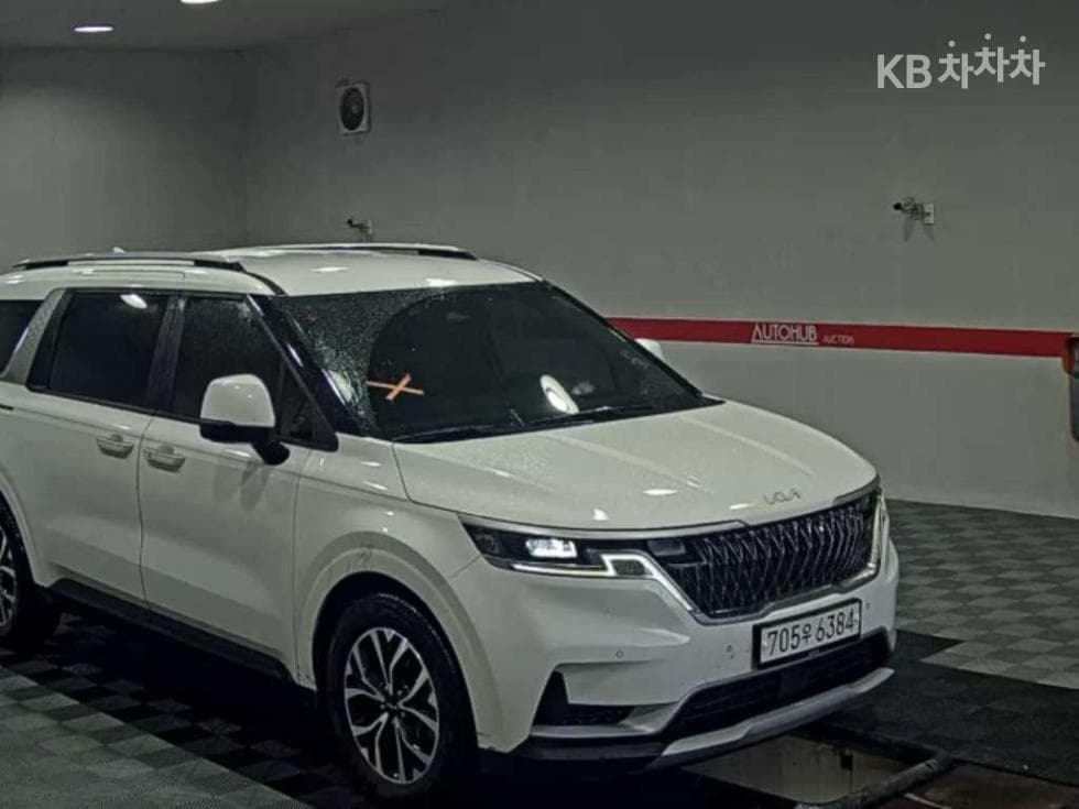 Киа Канивал 4-то поколениеD2.2 11-местен Престиж - 2