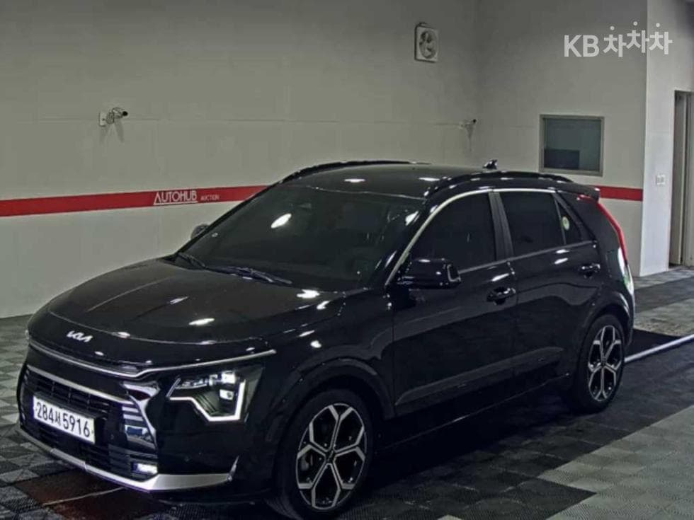 Киа Ди Всеново Ниро 1.6 HEV Signature - Image 1