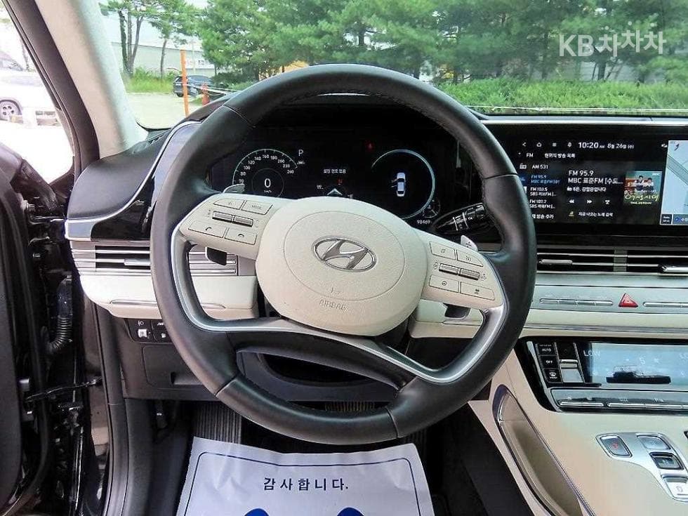 Hyundai The New (facelift) Grandeur (Azera)2.5 Le Blanc - 8